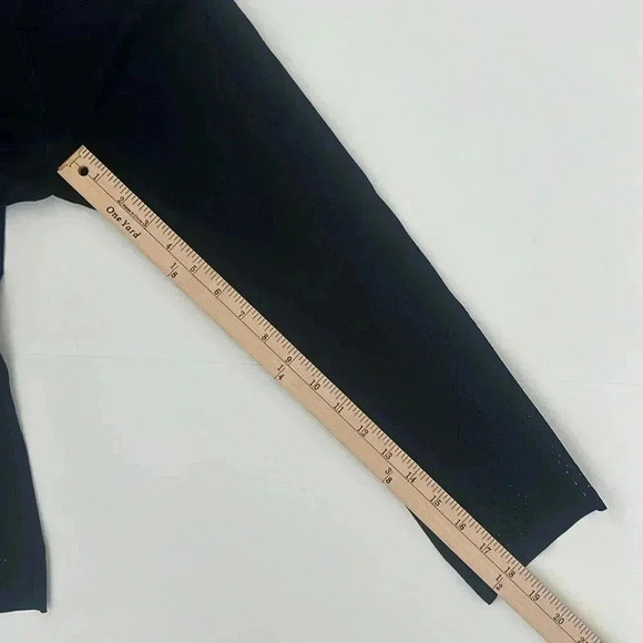 Lululemon Anew Crop Leggings Black Luxtreme Workout Pants 4 laser cut detail - Picture 7 of 10